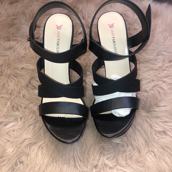 Shoe - Picture 1 of 5